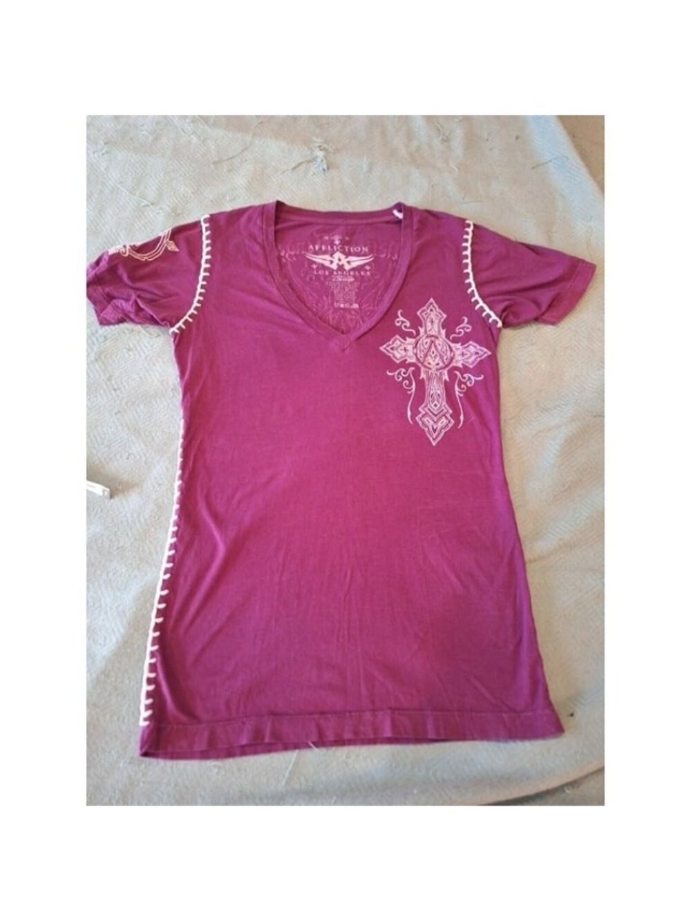 Afflictions T Shirt Womans Medium Cross Y2K Grunge